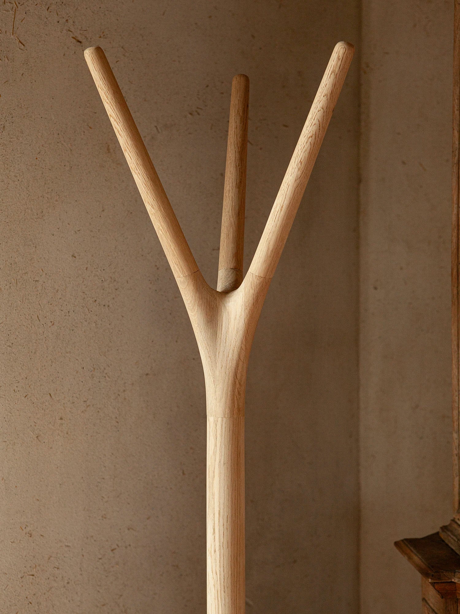 Woody Coat hanger - Natural Oak