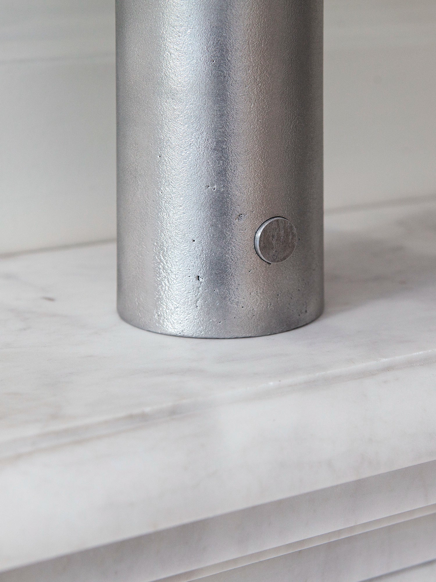 Lighthouse lamp - Textured Aluminium