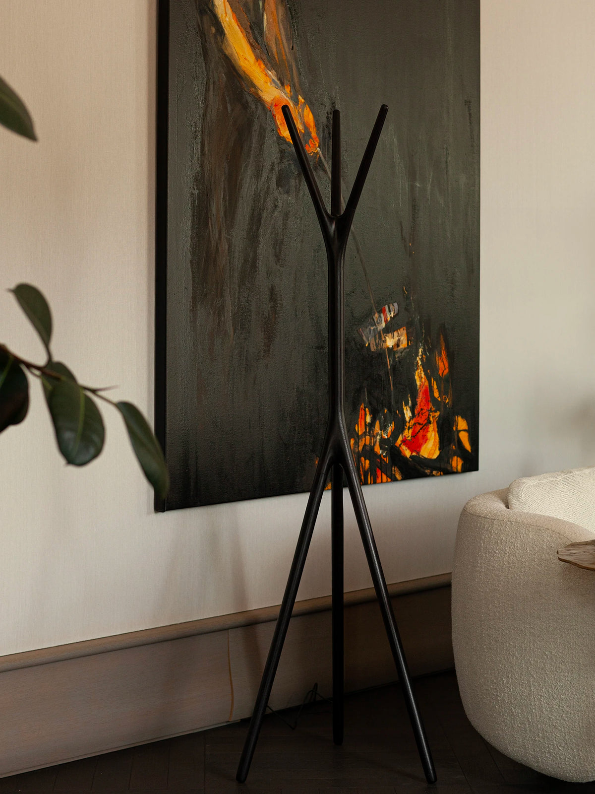 Woody Coat Stand - Black Oak