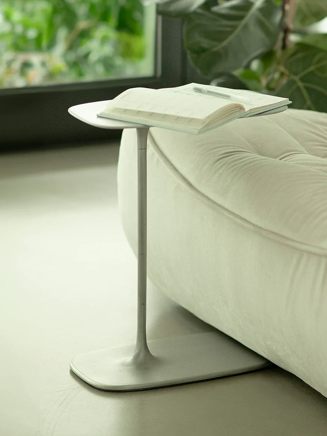 FLUID - Low Side Table