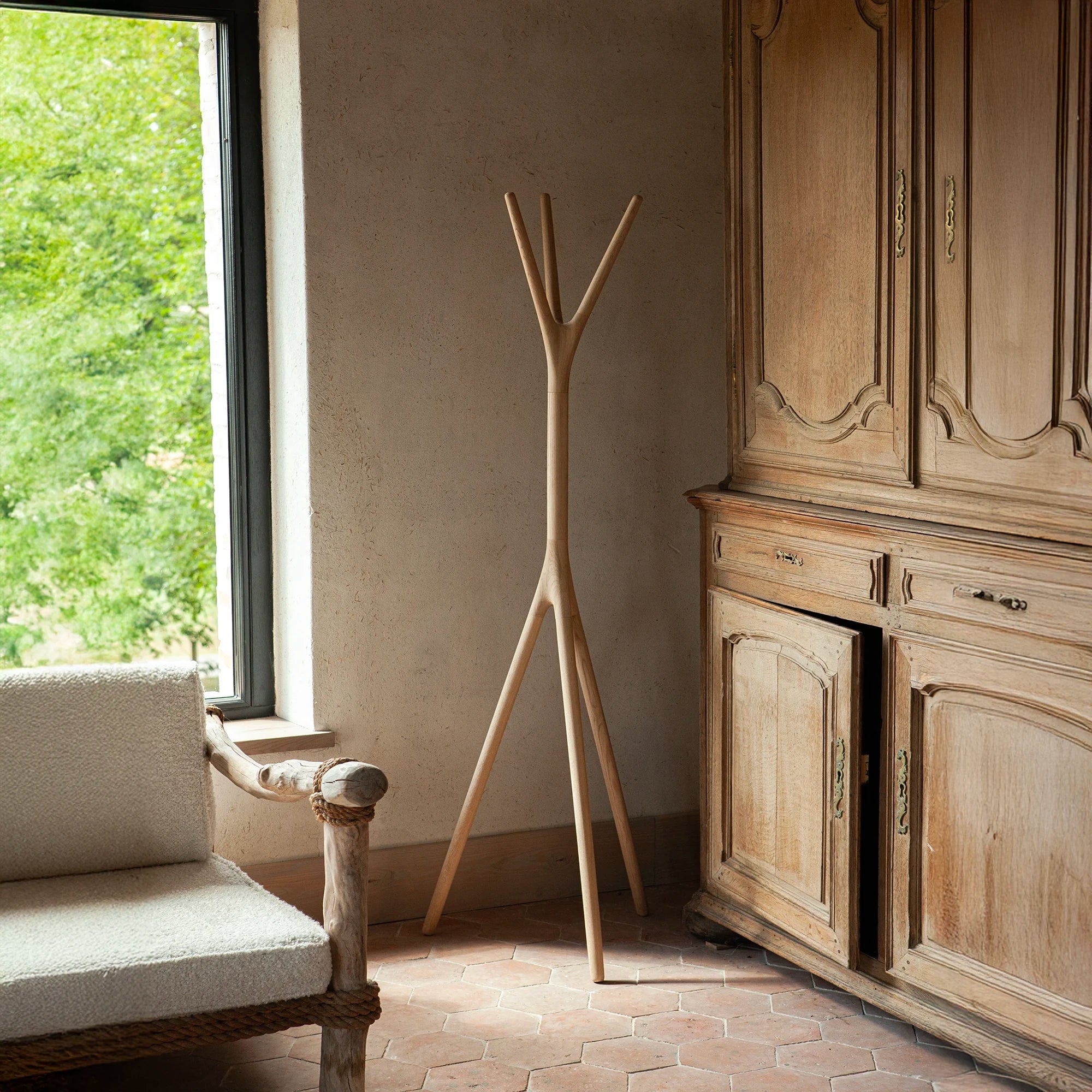 Woody Coat hanger - Natural Oak